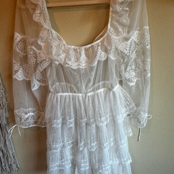 For Love & Lemons Forever Bridal Robe/Dress Size Medium - Picture 7 of 7